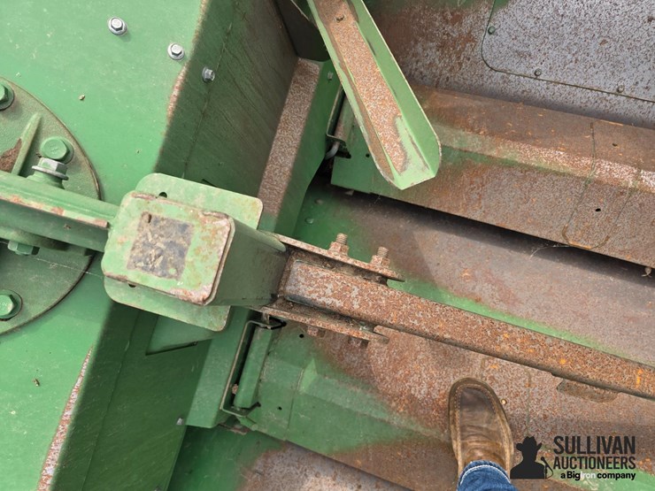 2015-john-deere-s680-image-16