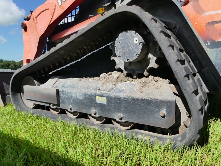 kubota-svl75-2-image-5