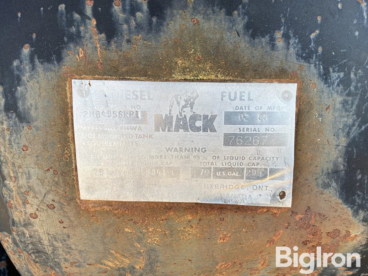 1985-mack-r686st-image-20