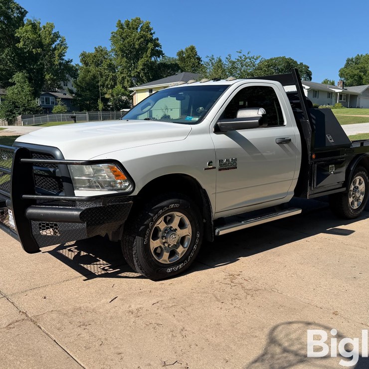 2016 DODGE 3500HD