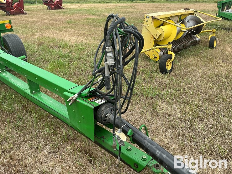 2005-john-deere-3975-image-13
