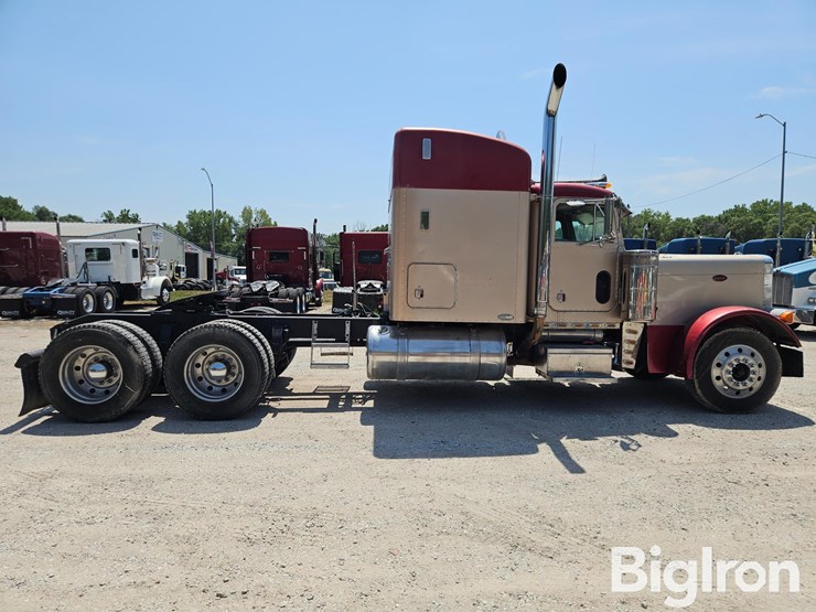 1995-peterbilt-379-image-4