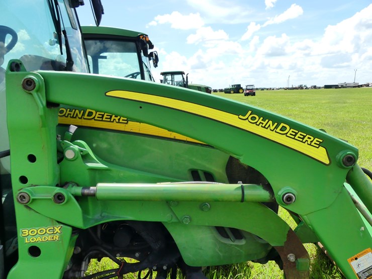 john-deere-3520-image-13
