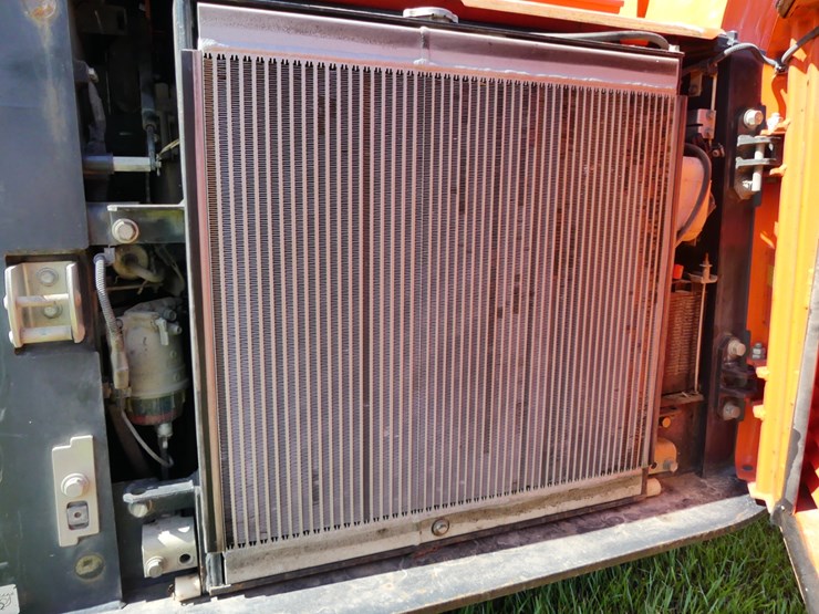 kubota-svl75-2-image-9
