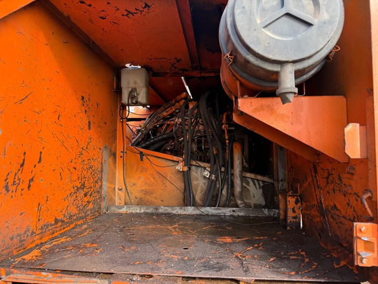 2000-hitachi-ex200-lc-image-20
