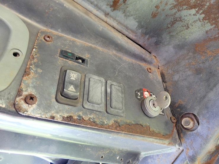 new-holland-lt185b-image-15