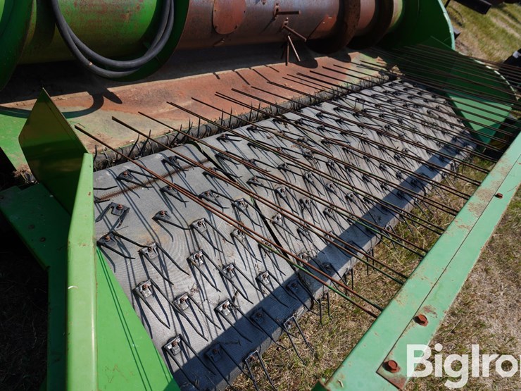 john-deere-212-image-10
