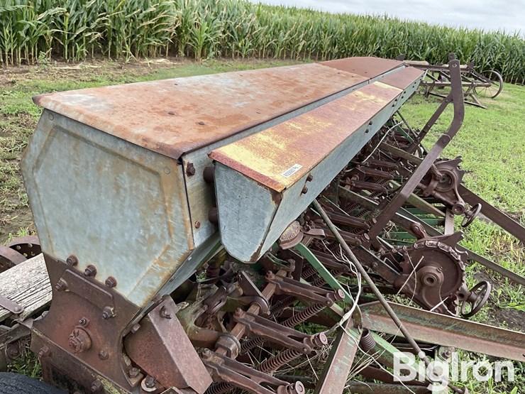 john-deere-10-image-15