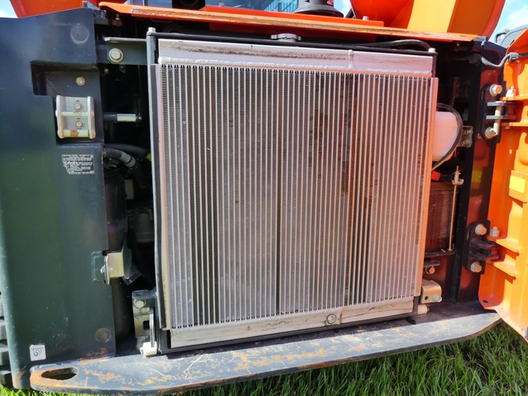 2024-kubota-svl97-2-image-9