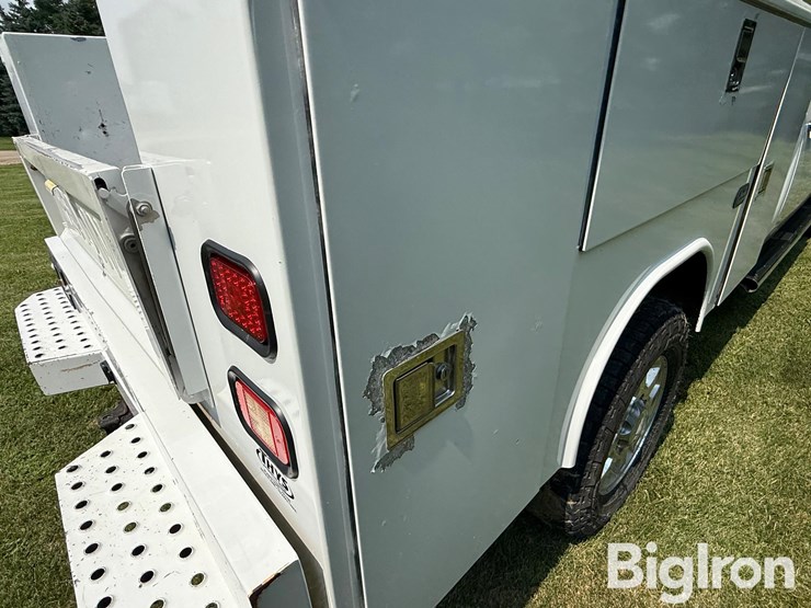 2012-chevrolet-k3500-image-13