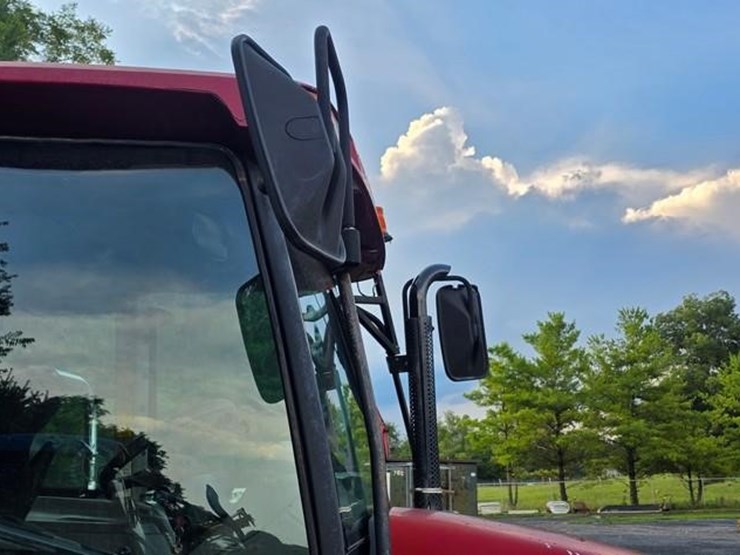 case-ih-jx100u-image-27
