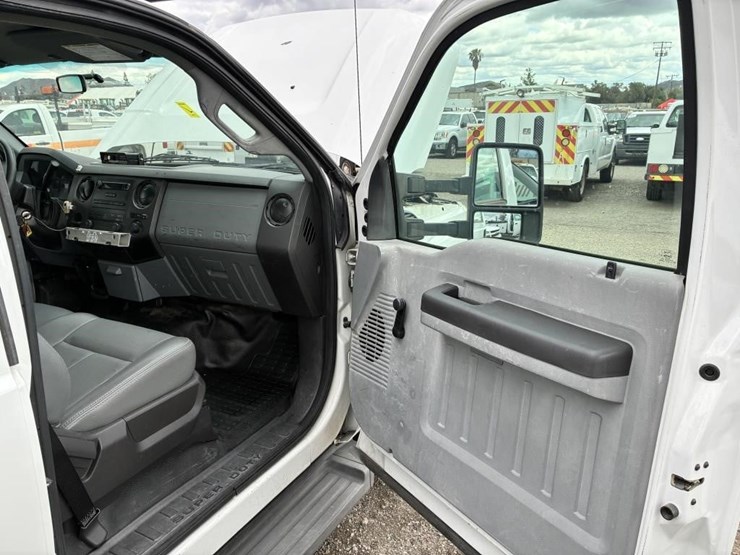 2012-ford-f350-sd-image-12