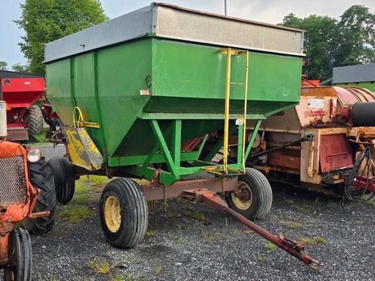 westerndorf-gravity-wagon-image-1