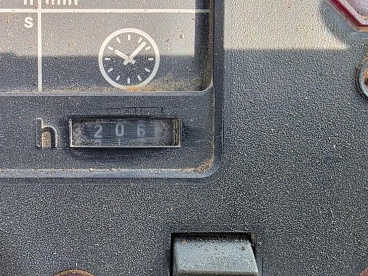 john-deere-4850-image-56