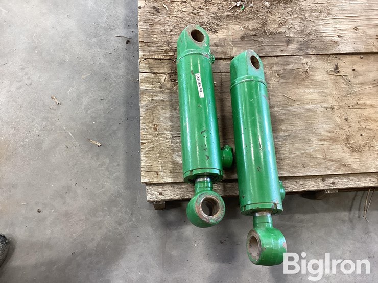 john-deere-24-image-6