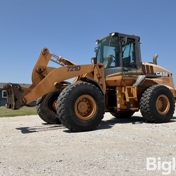 2005 CASE 721D