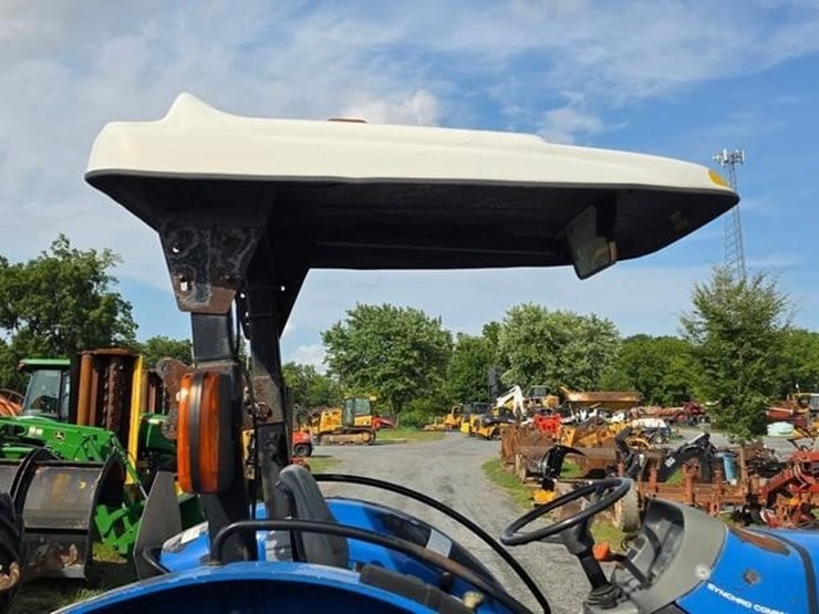 new-holland-tn75-image-12