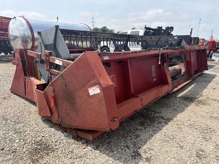 international-820-image-1