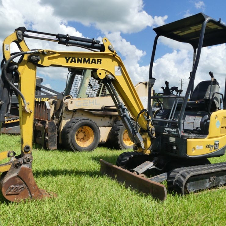 2017 Yanmar V1017