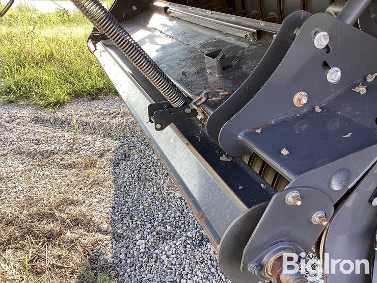 2014-massey-ferguson-2270-image-17