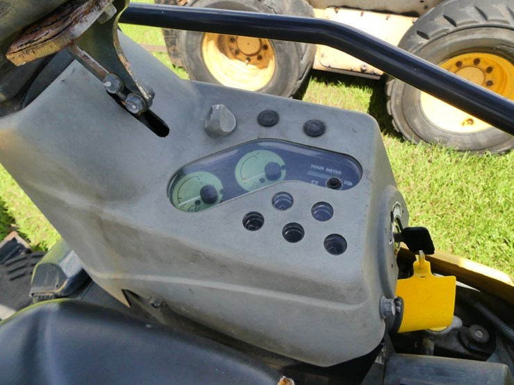 2017-yanmar-v1017-image-13