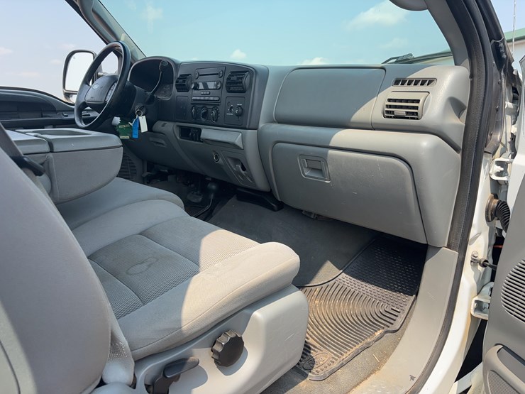 2005-ford-f250-image-14
