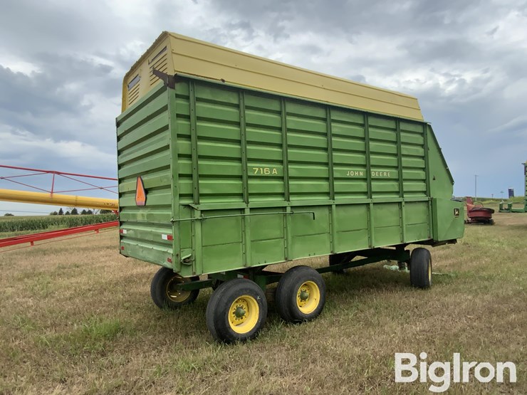 john-deere-716a-image-5
