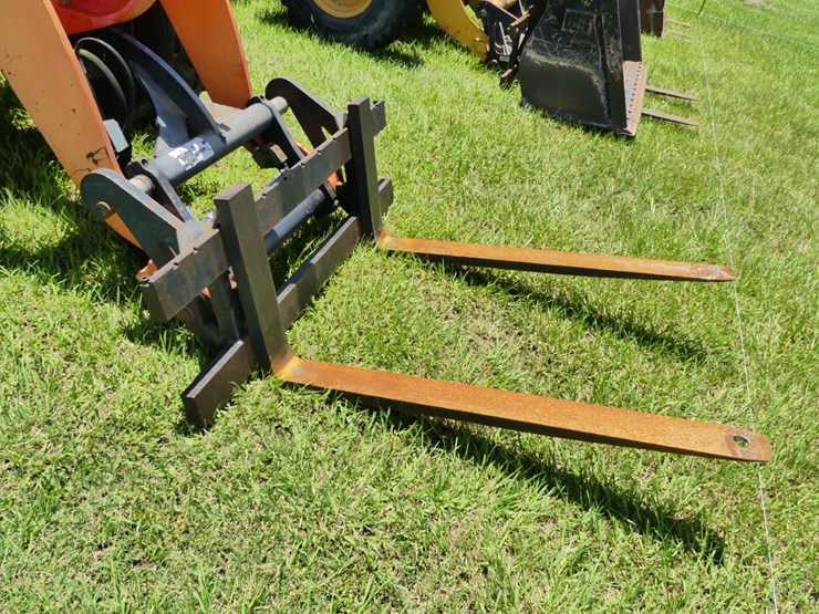 kubota-r530-image-3