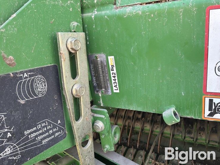2001-john-deere-567-image-9
