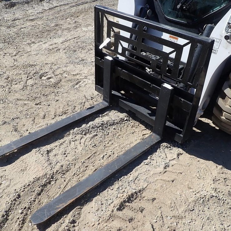 Wildcat 48" Skid Steer Pallet Forks