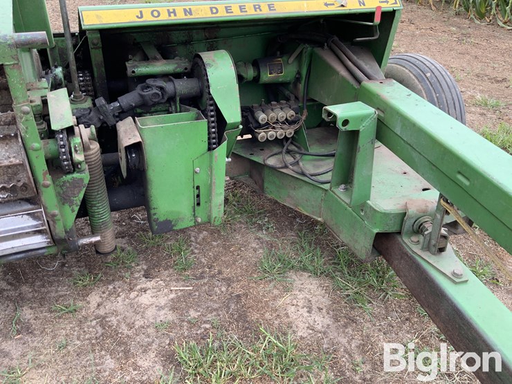 john-deere-3960-image-13
