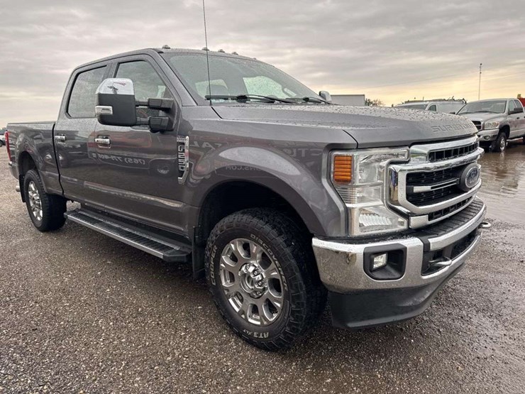 2021-ford-f250-lariat-image-5