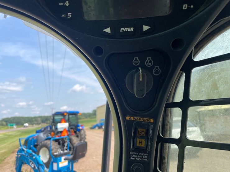 bobcat-s740-image-35