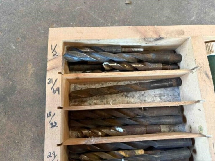 assort-of-drill-bits-image-3