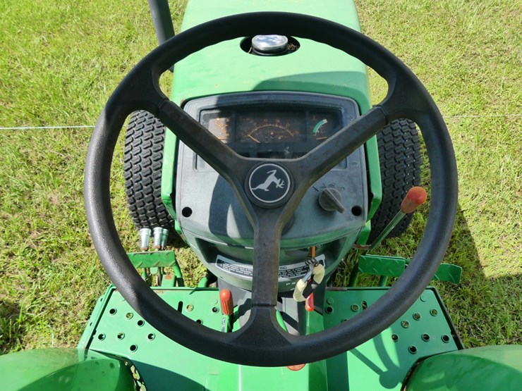 john-deere-790-image-12