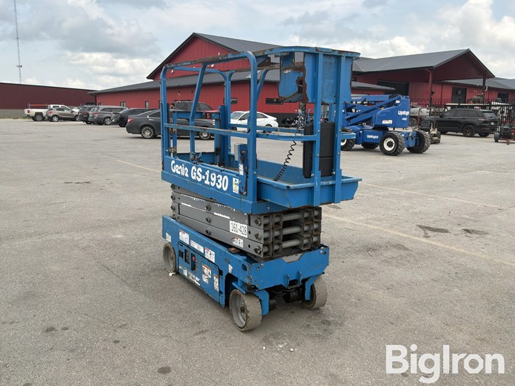 2018-massey-ferguson-730-image-7