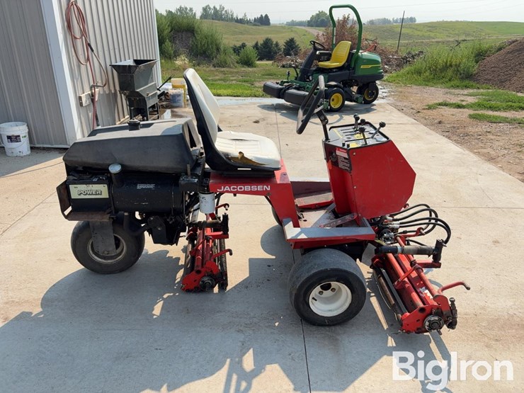 jacobsen-greens-king-4-greens/turf-mower-image-4