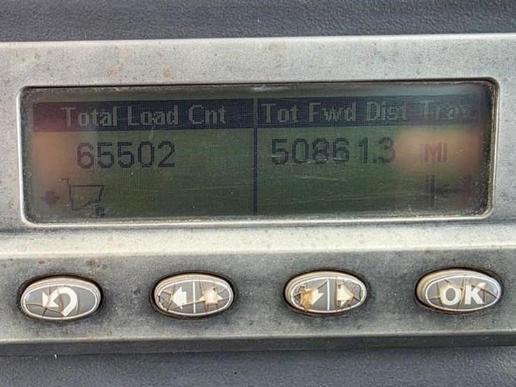 2011-caterpillar-740-image-68