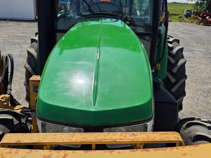 john-deere-5100e-image-40
