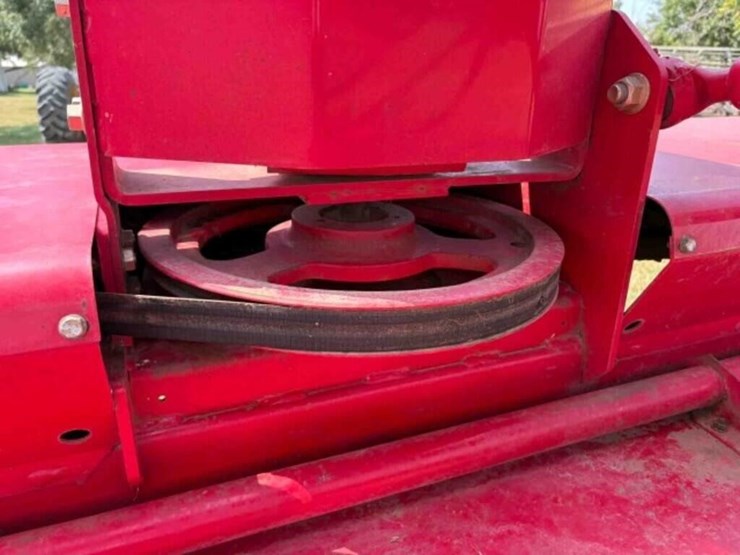 massey-ferguson-1372-image-11