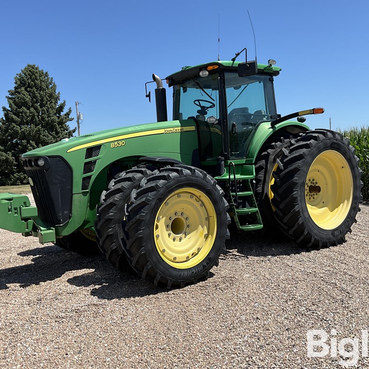 2009 JOHN DEERE 8530