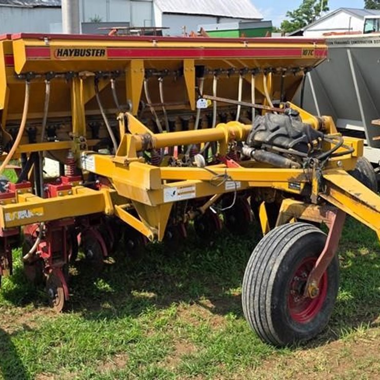 HAYBUSTER 107C