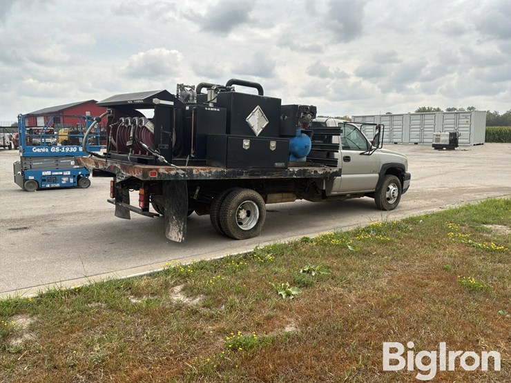 2006-chevrolet-3500-image-5