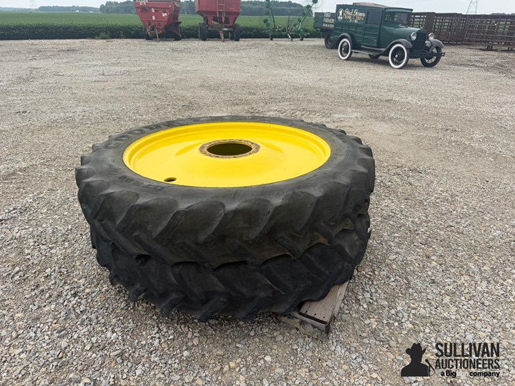320/90r46-tires-&-rims-image-2