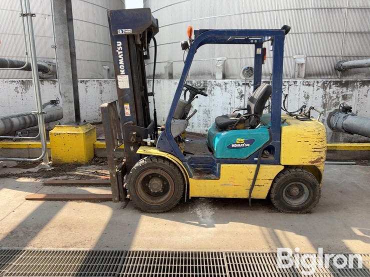 komatsu-fg25t-12-image-8