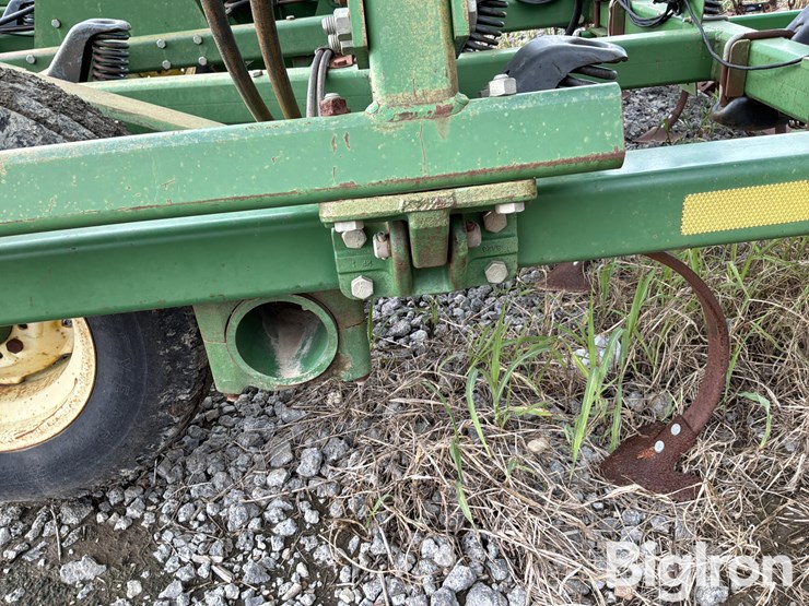 john-deere-726-image-13