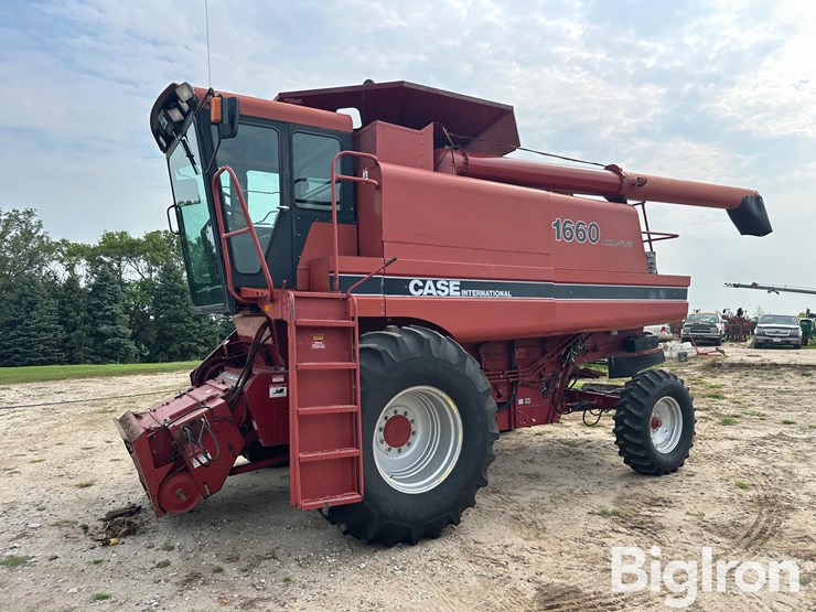 case-ih-1660-image-1