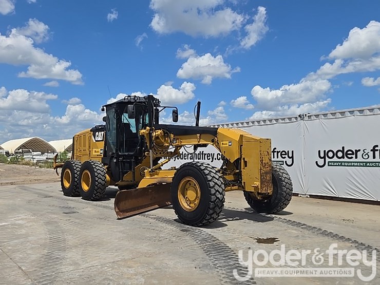 2016-caterpillar-140m3-awd-image-7