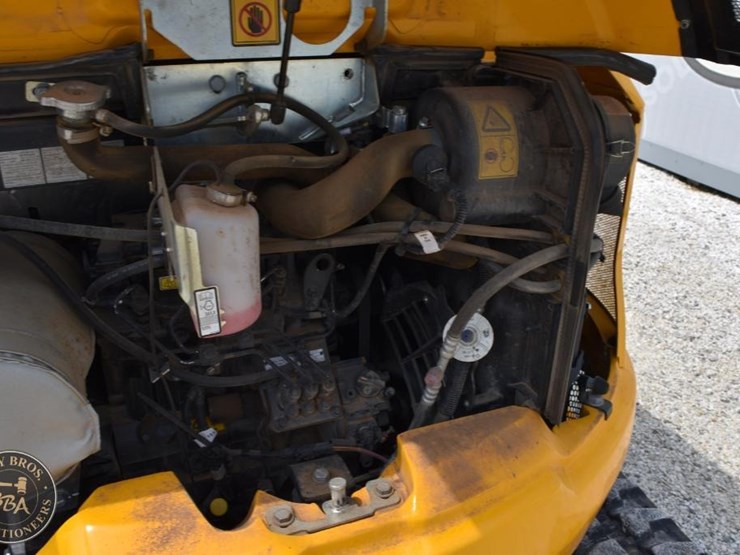 2024-jcb-35z-1-image-37