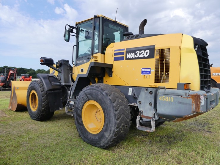 komatsu-wa320-image-4